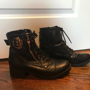 Guess combat boots